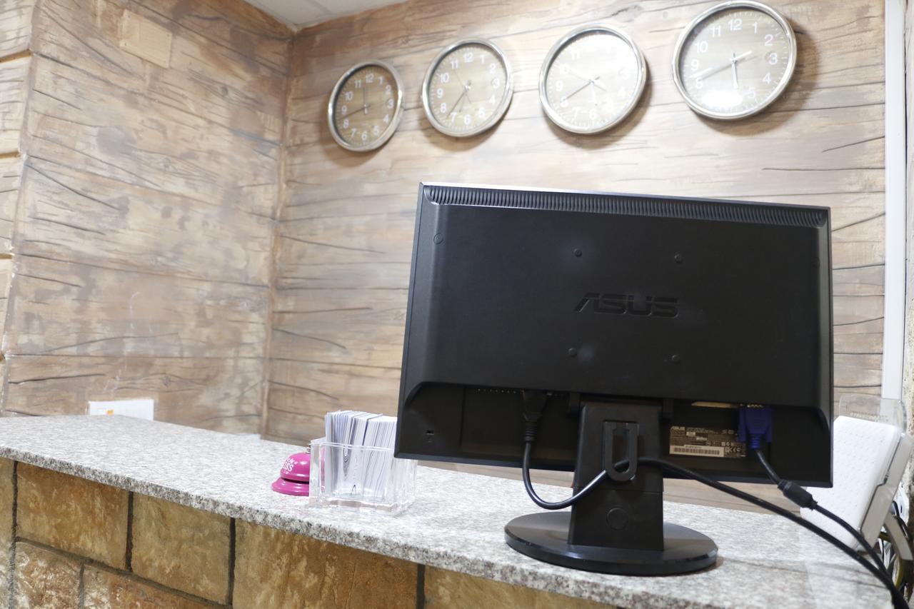 Hotel Ultra Star Скопье Экстерьер фото
